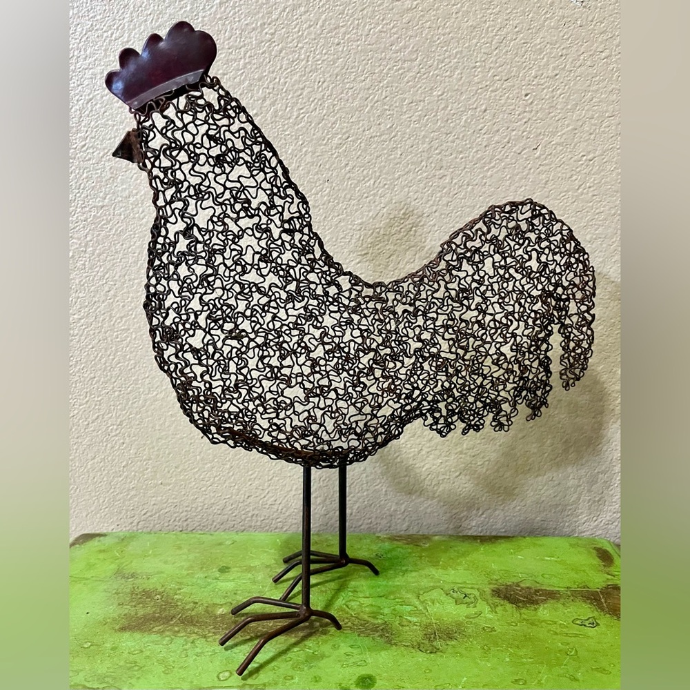 Rustic Primitive Wire Chicken Rooster Sculpture Statue Figurine